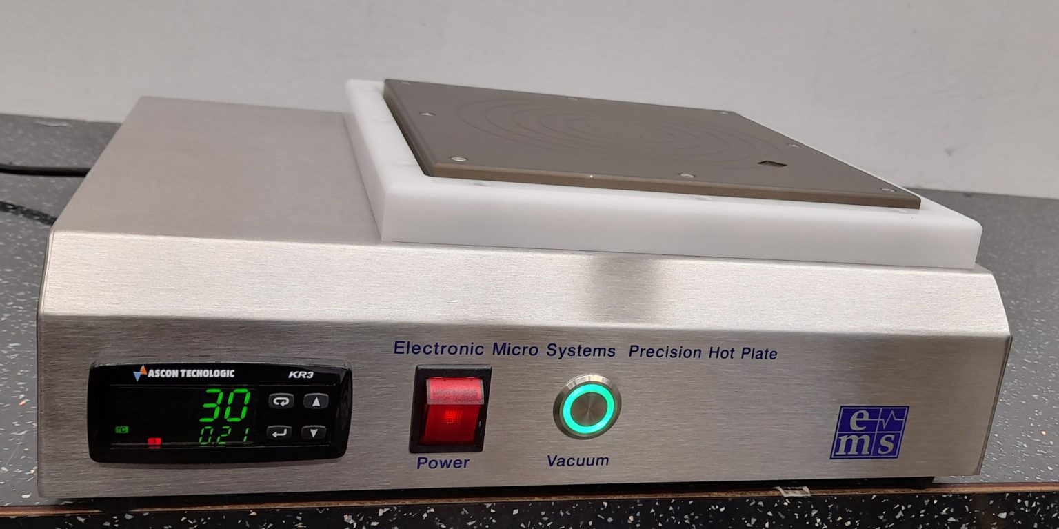 Precision Laboratory Hot Plate For Semiconductor Wafer Processing